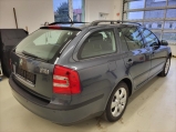 Škoda Octavia 1,6 1.6i+75kw+serviska+